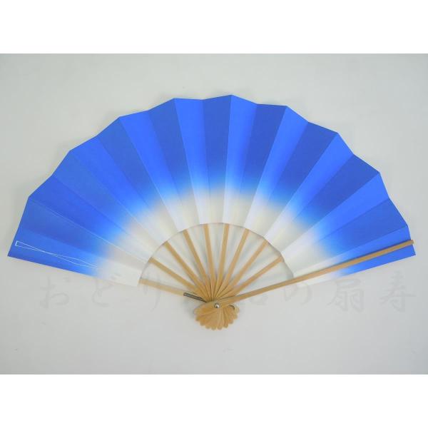 子供用の9寸。舞扇子　あけぼのぼかしです。シンプルですが飽きの来ない柄で、昔からイベントや日本舞踊の稽古用、祭り、団体踊りなどに人気のある商品です。長さ/約27cm。広がり/約47cm。扇骨/白竹。扇面/両面同じ柄。9寸子供用　です。。日本...