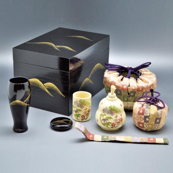 茶道具茶道道具茶の湯茶道道具茶会稽古茶道具茶箱 ちゃばこ セット茶箱セット遠山花点前一式 茶箱 陶器 塗三点セット 三つ組仕服 P花形盆 茶筅 茶杓 茶巾 代購幫