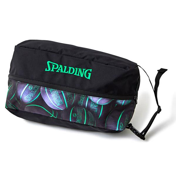 [Release date: June 17, 2022]ストリートファントムグリーンのボールパターンを用いシューズバッグです。持ち運びしやすい人気のシューズバッグで長さ調節できるベルト付き。シンプルで使いやすいバッシュ収納バッグ。