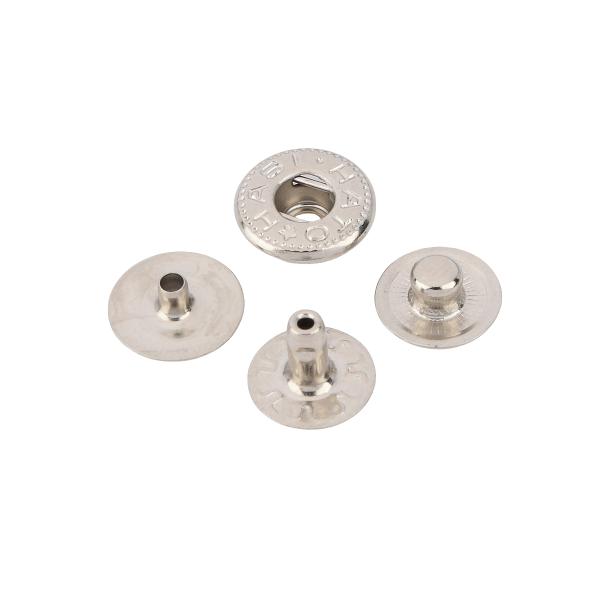 生産国：日本ニッケル（真鍮材）ハンシャ頭+バネ+ゲンコ+ホソ  1セットにつき4つの部品、10セット入り真鍮購入リンク：バネホックは、日常生活に便利なアイテムです。バッグやポーチ、財布など、様々なアイテムに取り付けて使用できます。バネの力で...