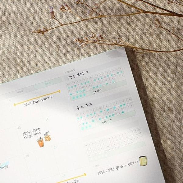 韓国雑貨 ２０１９年版 スクエアのハード表紙 今日のお勉強プランナー 1年用 スタディプランナー スケジュール帳 韓国文房具 可愛い Buyee Buyee 日本の通販商品 オークションの代理入札 代理購入