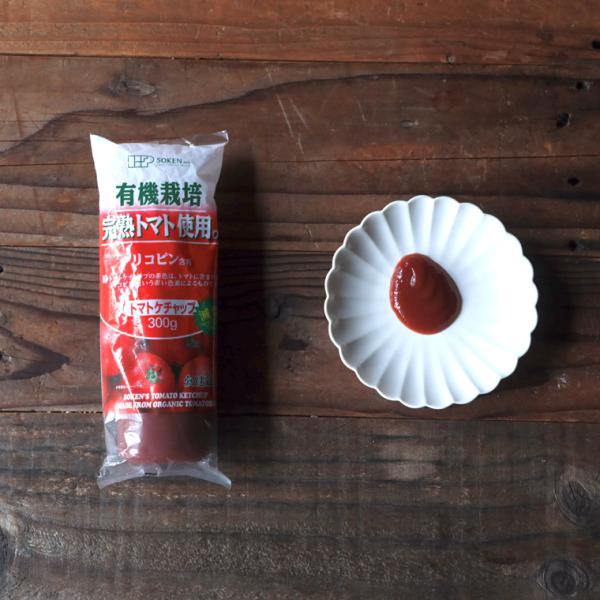 商品名：創健社 有機栽培完熟トマトケチャップ 300g内容量：300g原材料：有機トマト（アメリカ）、ぶどう糖果糖液糖、りんご酢、食塩、たまねぎ、香辛料アレルゲン28品目：りんご栄養成分(100gあたり)：エネルギー 111kcal／たんぱ...
