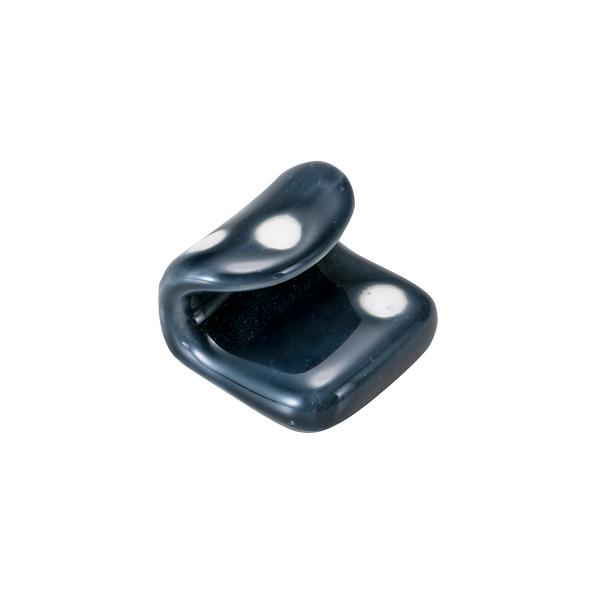 㐻i u / ʁiju @:4×3.8×2.5cm