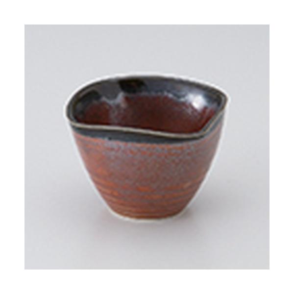 t aH / p[ @:8 x 8 x 5.8cm