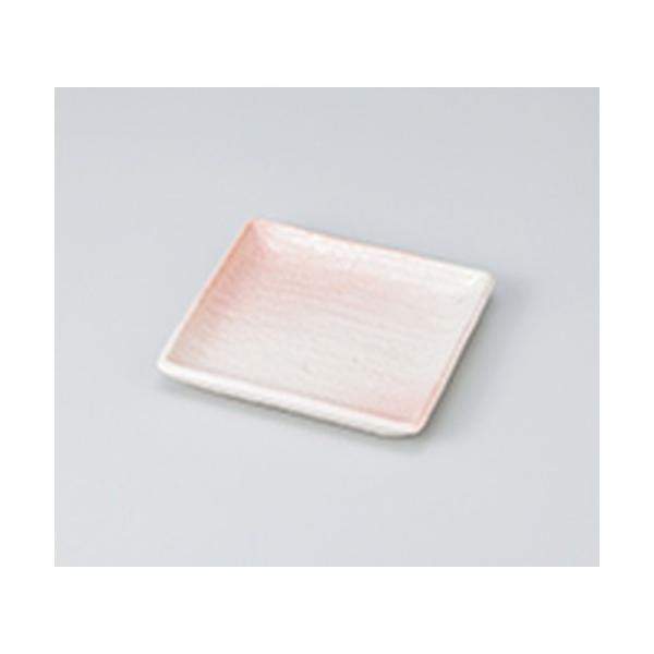 aM aH / uXM @:12 x 12 x 1.7cm