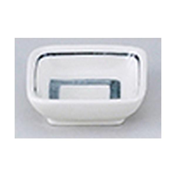 aI[v aH / zڑуC  @:8 x 8 x 2.7cm