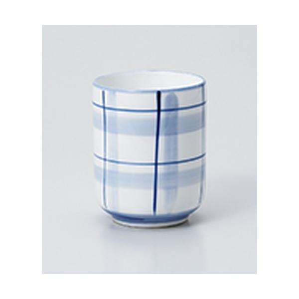  aH / iq @:6.4 x 8.2cm E 200cc