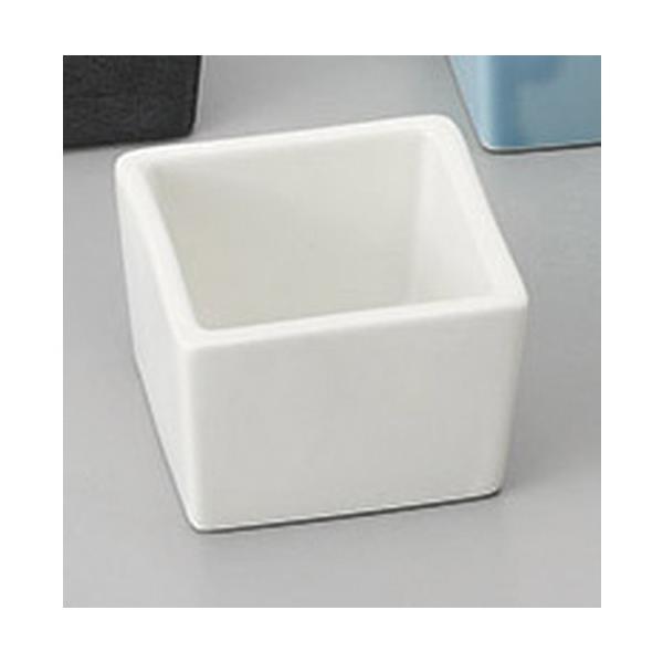  }bgp [5.4 x 5.4 x 3.6cm]    aH HX Ɩp