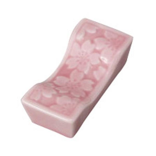 aH u / sNpu@: 4.9 x 2.3 x 1.5cm