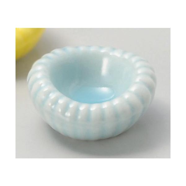    e [ 4.6 x 2.3cm ] y   aH HX Ɩp z