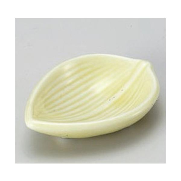   CG[ [ 6.1 x 4.3 x 1.5cm 24g ] y   aH HX Ɩp z