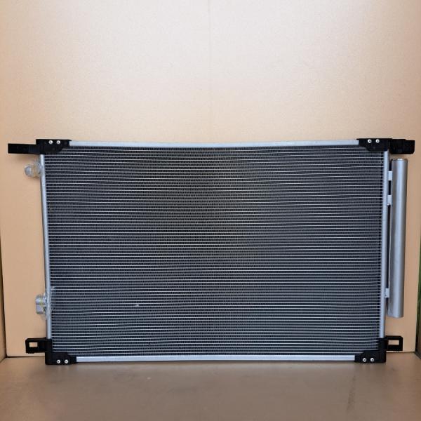 コンデンサー ノア ZWR90W ZWR95W 新品 即納 884A0-33030