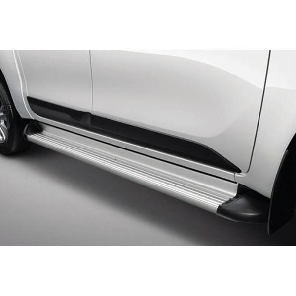 TOYOTA ハイラックス GUN125 純正サイドステップ