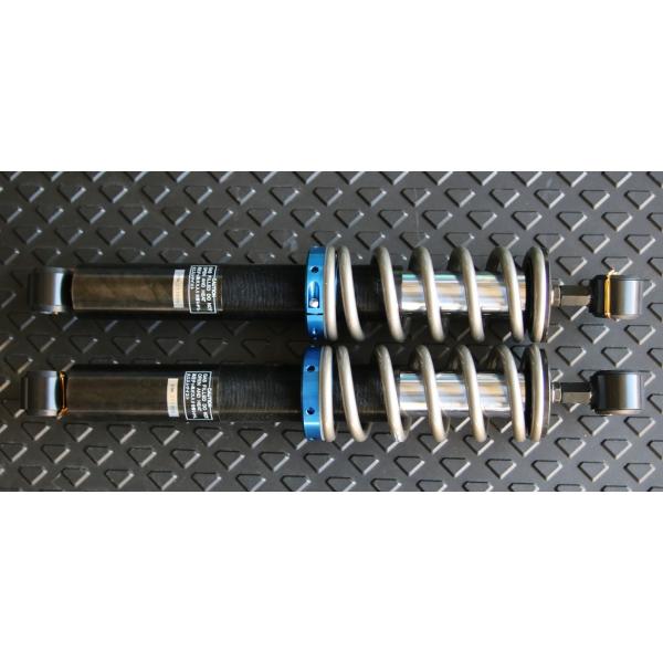ハイエース200リヤコイルオーバー式ショックアブゾーバー 