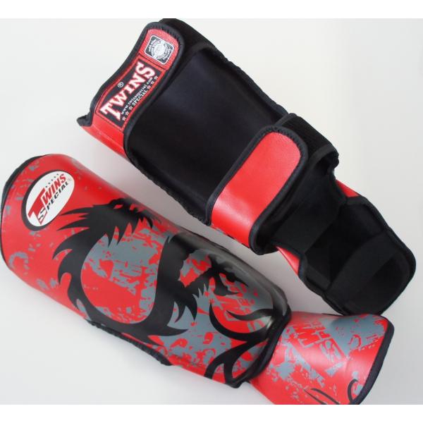 新 TWINS ツインズ 本革製キックボクシング レガース レッグガード
