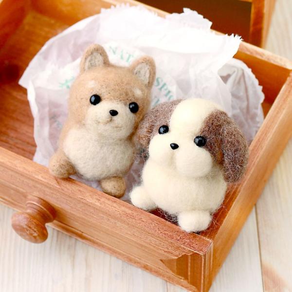 【重要】作成に必要な針・マットはついておりません。★針とマットがついたセット（h441-341set）がオススメです。難易度★☆☆イージー（初心者向け）※比較的かんたんに作れるフェルト手芸キットです。人気作家、はっとりみどり先生デザイン。羊...