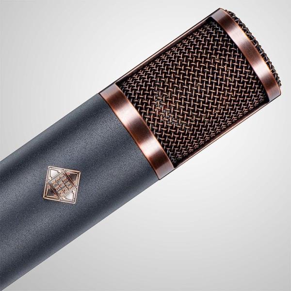 TF39 Copperhead Deluxe