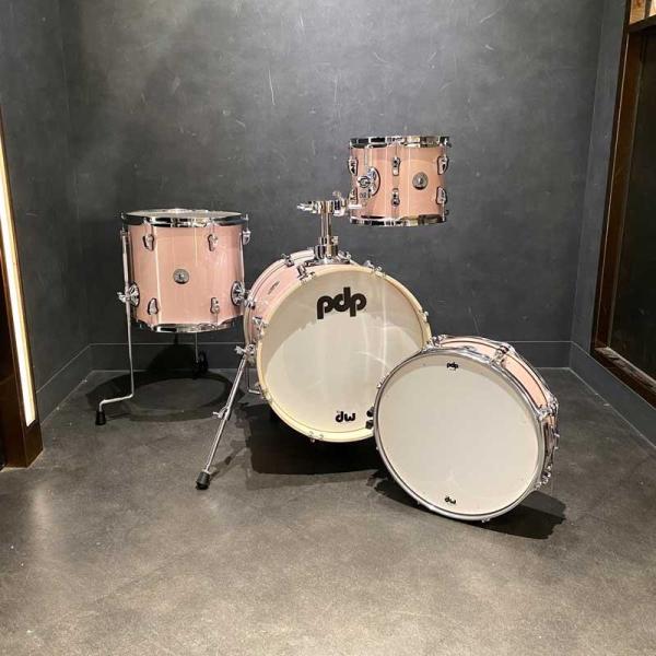 New Yorker 4pc Compact Kit - Pale Rose Sparkle