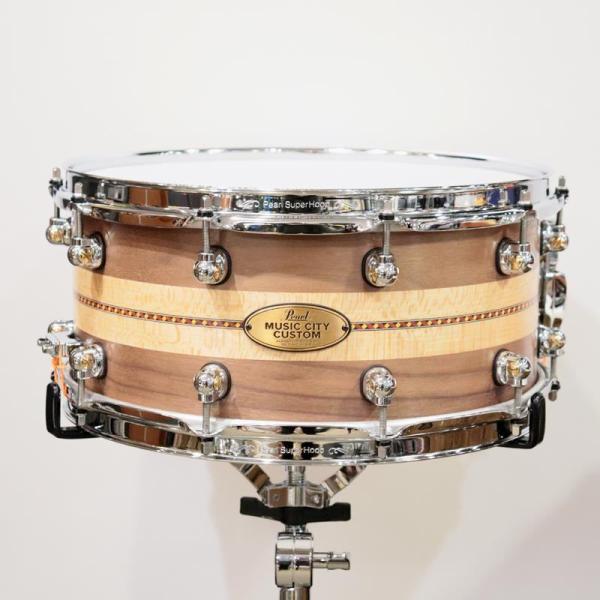 MCCW1465S/C #1008 Music City Custom - USA Solid Walnut Shell Snare Drum 14x6.5