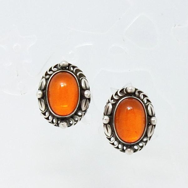 琥珀ピアス   ジョージジェンセン シルバー 434 ピアス ジョージジェンセン JENSEN GEORG 流行のアイテム 希少 シルバー925 アクセサリー