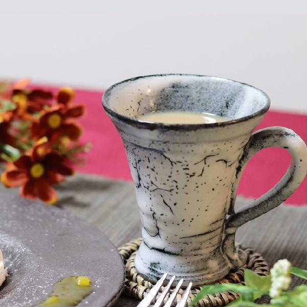 信楽焼 マグカップ 陶器 スープカップ おしゃれ 保温 かわいい 和食器 日本製 白 カップ 食器 やきもの コップ 焼き物 器 蒼雲マグカップ W306 01 W306 01 しがらき 通販 Yahoo ショッピング