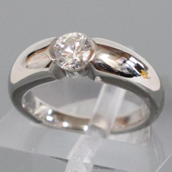 【極美品】✨Pt900 ダイヤモンド　リング 8号　ケイウノ　プラチナ　指輪 極美品】✨Pt900 ダイヤモンド リング 8号 ケイウノ プラチナ 指輪