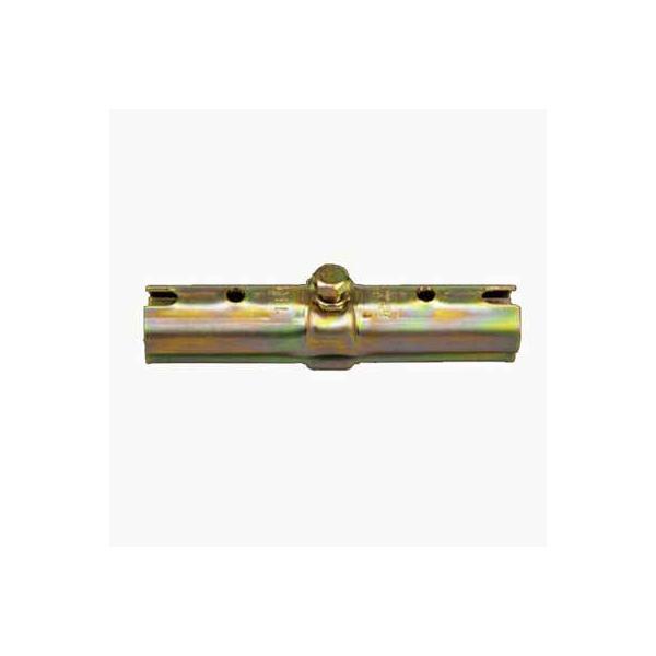 スムーズに単管と単管をボルト1本で接合できます。曲荷重及び引張荷重を受けない箇所に使用する単管接手金具です。※(社)仮設工業会認定品ではないため、単管足場の単管ジョイントとしては使用できません。●使用範囲：Φ48.6パイプ用●重量：0.6kg