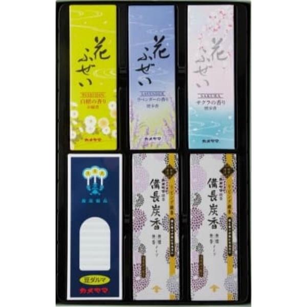 カメヤマのお線香ラインナップから人気のお線香4種と、ローソクをセットにしました。使用する方の使い勝手を優先に考えたご進物です。花ふぜい黄線香・花ふぜいラベンダー線香・花ふぜい桜線香（30g）×各1箱、備長炭香線香（30g）×2箱、豆ダルマロ...