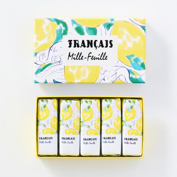 フランセの人気商品。ギフトやプレゼント、お土産にも喜ばれるとっておきのスイーツです。賞味期限出荷日より15日以上を有したものを目安にお届けします
