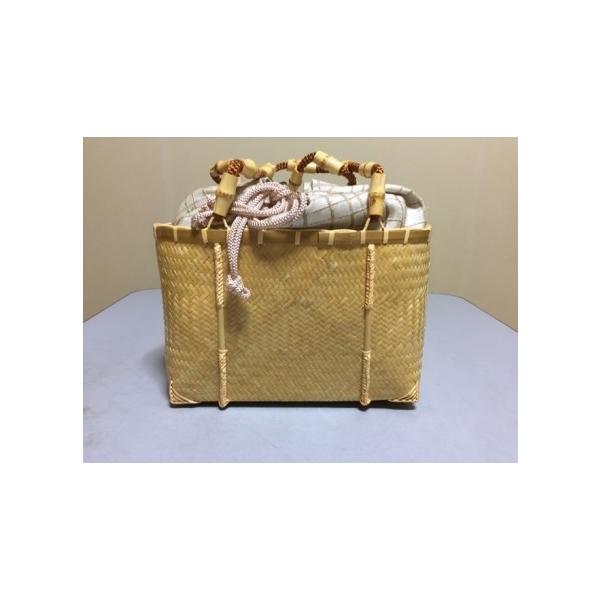 カゴバッグ夏着物 浴衣用 花しおりかご巾着かごバッグ竹 天然素材巾着正絹クリーム地格子送料無料 Buyee 日本代购平台 产品购物网站大全 Buyee一站式代购