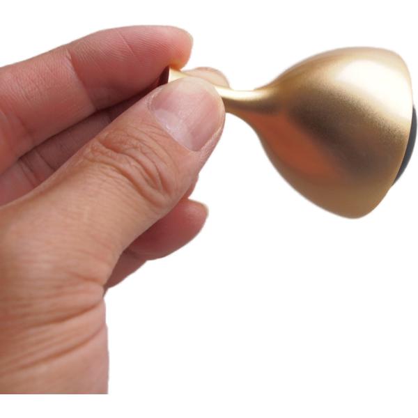 ECHO �S�[���h �f�U�C���^ ����� �Ăї� ���K �ґz�Ƃ��Ă��l�C������ ����