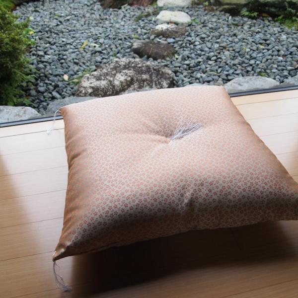 a IW  Ozc 67×68  q d O @ @v ~  ̊ @p zc