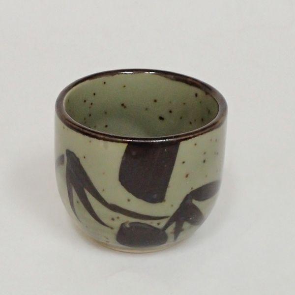 ぐい呑み 益子竹三角 ぐい飲み 陶器 日本酒 おしゃれ 業務用 美濃焼 9b275 36 41 06 四季彩 陶器online 通販 Yahoo ショッピング