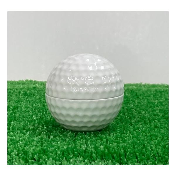 ・陶器製・商品サイズ：直径53mm×高さ45mm・小箱入り：幅11.8×奥6.3×高4.1cｍ・密封用の中蓋付※上蓋を開けると二層構造になっており、下に遺骨を、シリコン製のキャップの上には形見の品を納めることができます。※サイズ・色合いなど...