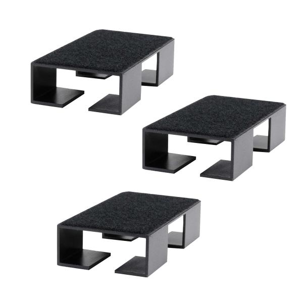 奥側のペダルを操作しやすくするペダルライザーです。素材にアルミニウムを使用することにより本体重量約100gの軽量化を実現しました。底面に十字のスリットを備え、縦でも横でも配線が可能で自由度の高いレイアウトを可能にしています。また、2mm厚の...