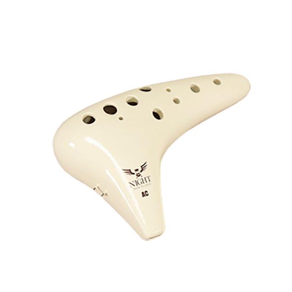 オカリナを始めたいとお考えの方に、最初に手にしていただきたいオカリナです。リーズナブルでありながら、全音域バランスの取れた調律が施され、安定した吹きやすさで初心者に最も選ばれているオカリナです。ここから始まるオカリナライフをお楽しみください...