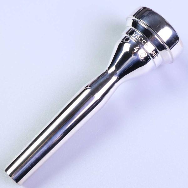 ストークカスタムマウスピース社は、金管マウスピースのみを開発、製造しています。マウスピースのメーカーとして世界中から評価されています。本体にすり傷・くすみございますが演奏使用において問題はございません。【ol_mp】