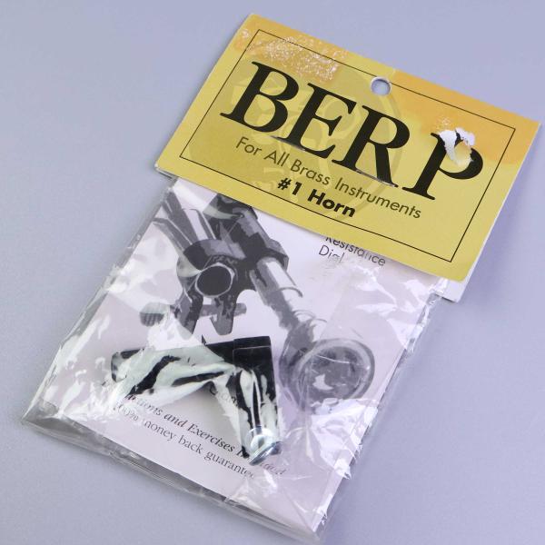 BERPIIの最大の特徴は、抵抗感を調整可能な構造になっていること。楽器を演奏している状態に近い状態で練習ができます。基本的に演奏時と同じ状態で楽器をコントロールしますので、練習時も正しい角度や正しい位置を保ったままです。＊マウスピースは、...