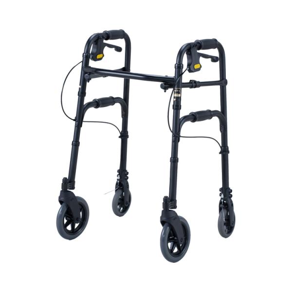 ●サイズ／幅58.5×奥行53.5×高さ75〜85（5段階／2.5cm）cm、折りたたみ時：幅59×奥行12×高さ78cm、ハンドル内幅：38cm●車輪サイズ／前輪18×後輪12.5cm●重さ／4.9kg●材質／フレーム：アルミ（一部スチー...