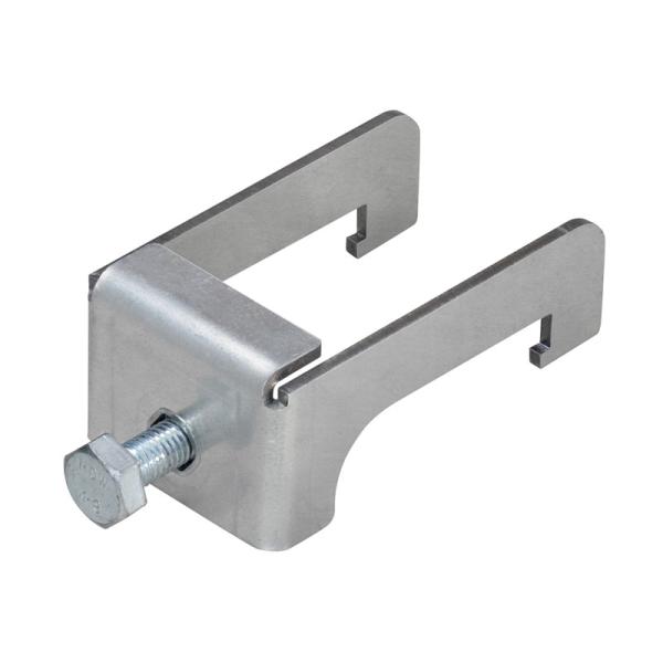 ・型枠多段積みタテ鋼管固定用金具・型枠多段積みの垂直方向の通り出し用・型枠45mm、50mm兼用・型枠折返し部に引っ掛けて締めるだけで鋼管を固定。・ベタ基礎外周型枠多段積みにも使用可能。・インパクトドライバーで簡単設置。・蝶ボルト(別売り)...