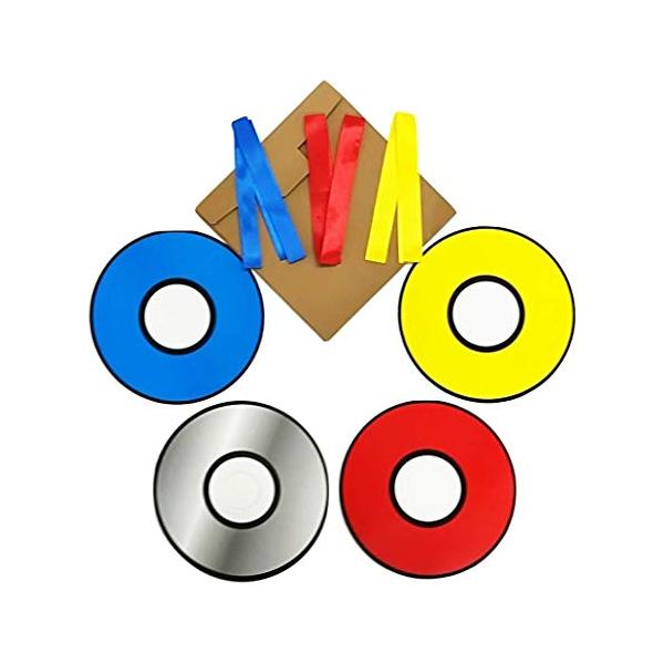 【ご購入後の当店からの連絡はご登録のメールアドレスに通知いたします。必ずご確認ください】手品・舞台に最適なカラフルなマジックです。手品の説明：空の封筒に青いディスクを入れます。その後、色のないディスクを入れます。封筒の穴に赤いリボンを通して...