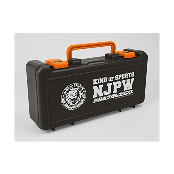 【ご購入後の当店からの連絡はご登録のメールアドレスに通知いたします。必ずご確認ください】(C)2018 NEW JAPAN PRO‐WRESTLING Co.,Ltd.カラー：グレー（本体）+オレンジ（持ち手・ロック部分）サイズ：外寸 約2...