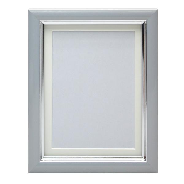 【ご購入後の当店からの連絡はご登録のメールアドレスに通知いたします。必ずご確認ください】【商品概要】外寸:130×H169×D16mm内寸:W109×H147×D7mm重量:190g窓寸:83×121mm素材:樹脂製(PS)画材:ガラス裏板...