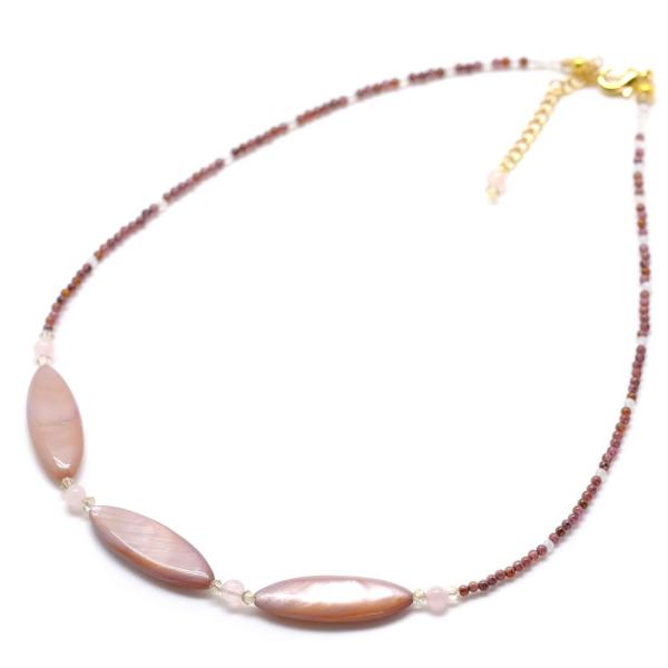 【ご購入後の当店からの連絡はご登録のメールアドレスに通知いたします。必ずご確認ください】【商品概要】【商品説明】落ち着いたピンクカラー、特有の照りが美しいマーキスシェイプのシェルと天然石やスワロフスキーを組み合わせたネックレスです。使用して...