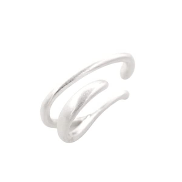 【ご購入後の当店からの連絡はご登録のメールアドレスに通知いたします。必ずご確認ください】【商品概要】ダブルループシルエットのイヤーカフです。ワンストロークで大きさの異なるループを立体感のある甲丸とツイストで描き1つのシルエットに仕上げていま...