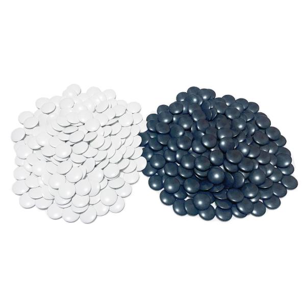 【ご購入後の当店からの連絡はご登録のメールアドレスに通知いたします。必ずご確認ください】【商品概要】約6mmの厚み（33号）、蛤碁石と同じ形状の硬質メラミン樹脂製碁石です。黒181粒、白180粒、スペア碁石（各3粒）付き♪硬質メラミン樹脂製...