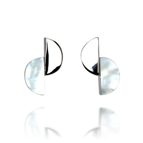 ピアス 白蝶貝ピアス 白蝶貝 シェル スタッドピアス k18 18k 18