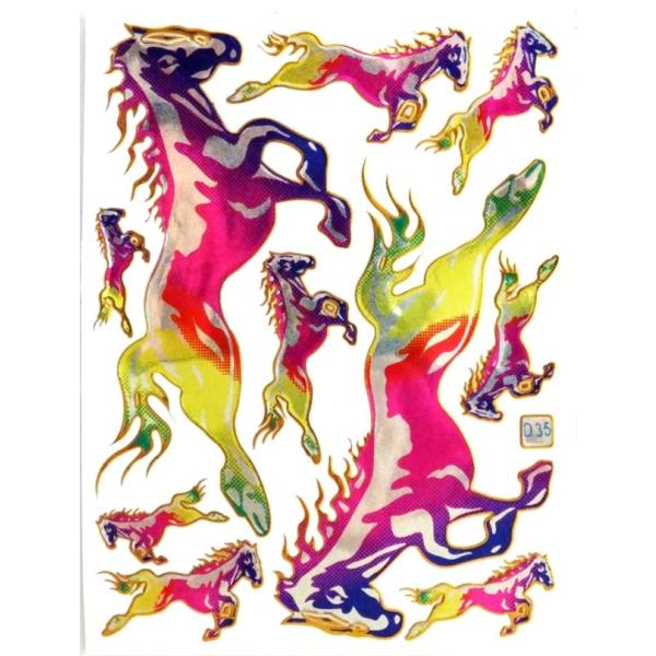 縦約１３ｃｍ×横約１０ｃｍのシートにキラキラなシールが入っています。※宅配便発送のご希望のお客様は必ず宅配便発送への変更お願いします。