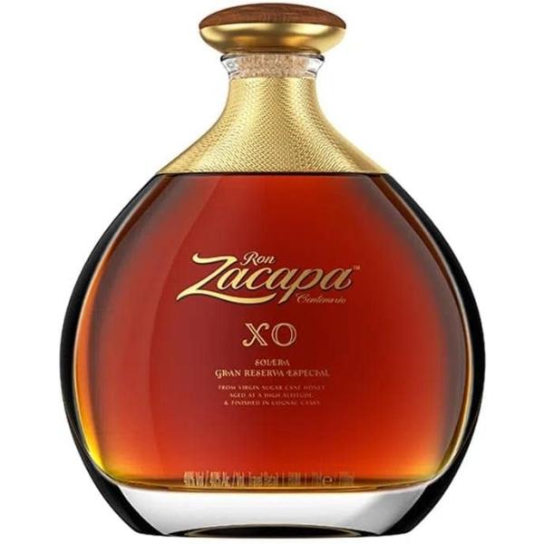 ロン サカパ センテナリオ XORON ZACAPA CENTENRAIO XO海抜2,300メートルという雲より高い場所で熟成されるラム酒、ロンサカパの天国のような味わいはグアテマラの緑豊かな大地と気候のもとで造られます。恵まれた環境で育...