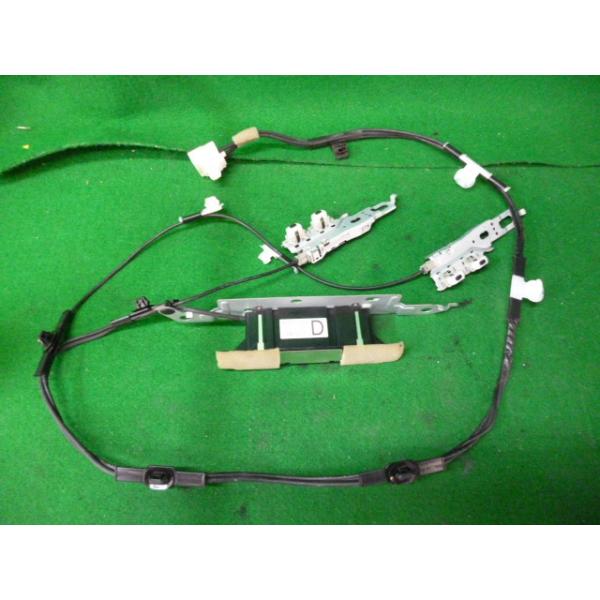レクサス LC DBA-URZ100 その他 電装部品 09870010 86760-11020 テレフォンアンテナ